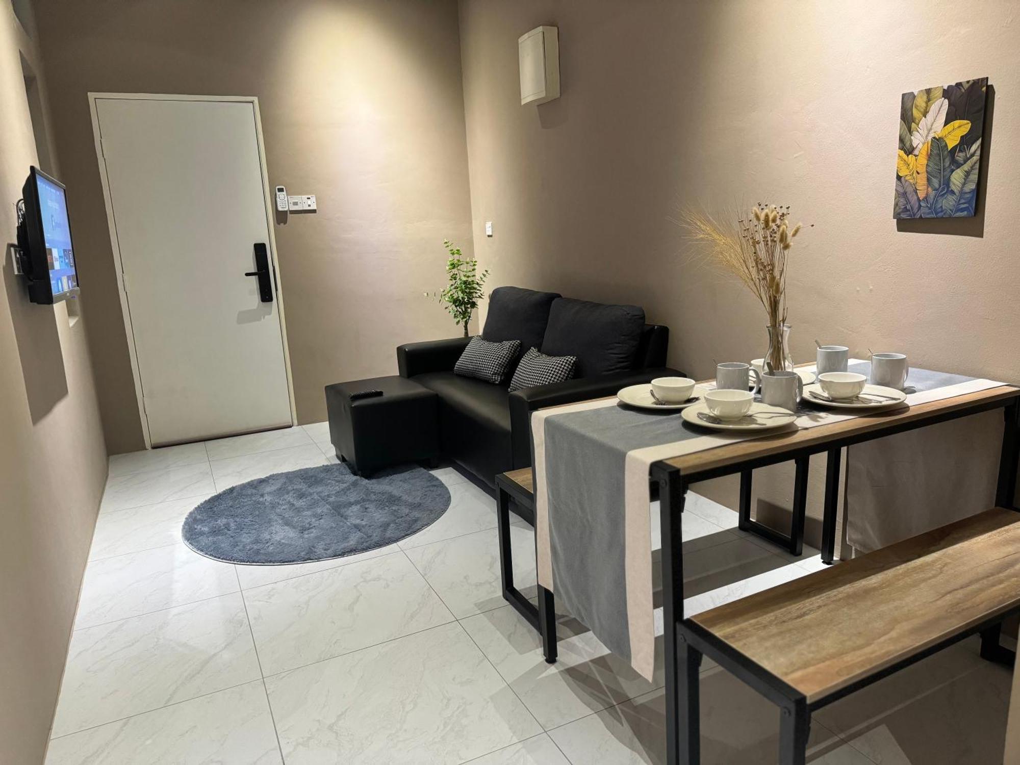 Pangsapuri Town Soho 8-34 Pax By Iwh