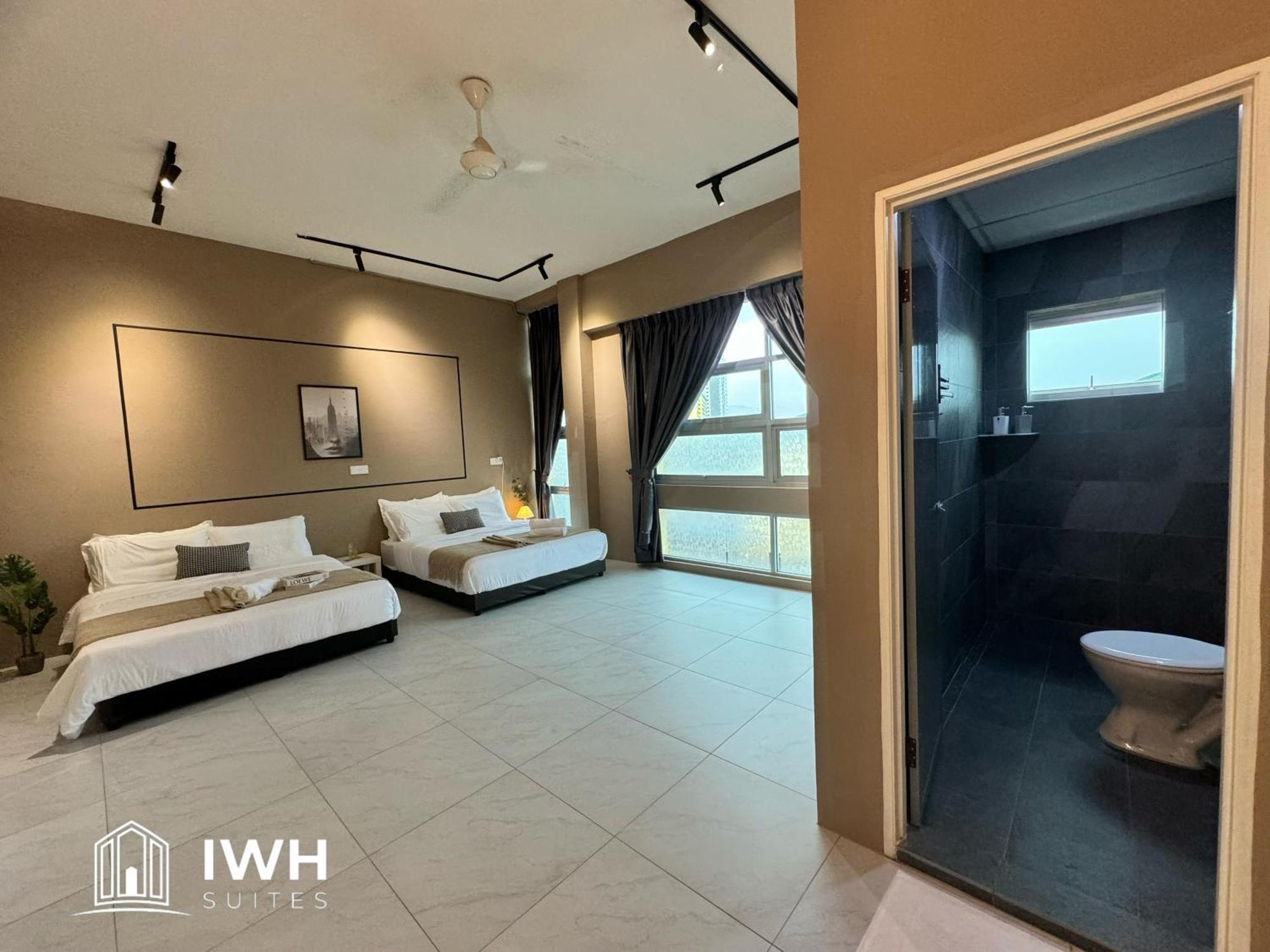 Town Soho 8-34 Pax By Iwh Ipoh