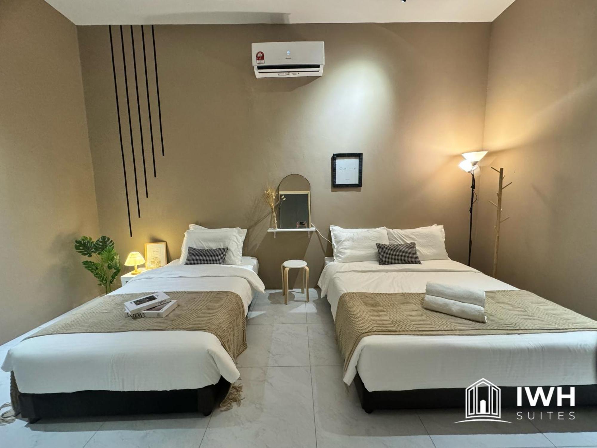 Town Soho 8-34 Pax By Iwh *