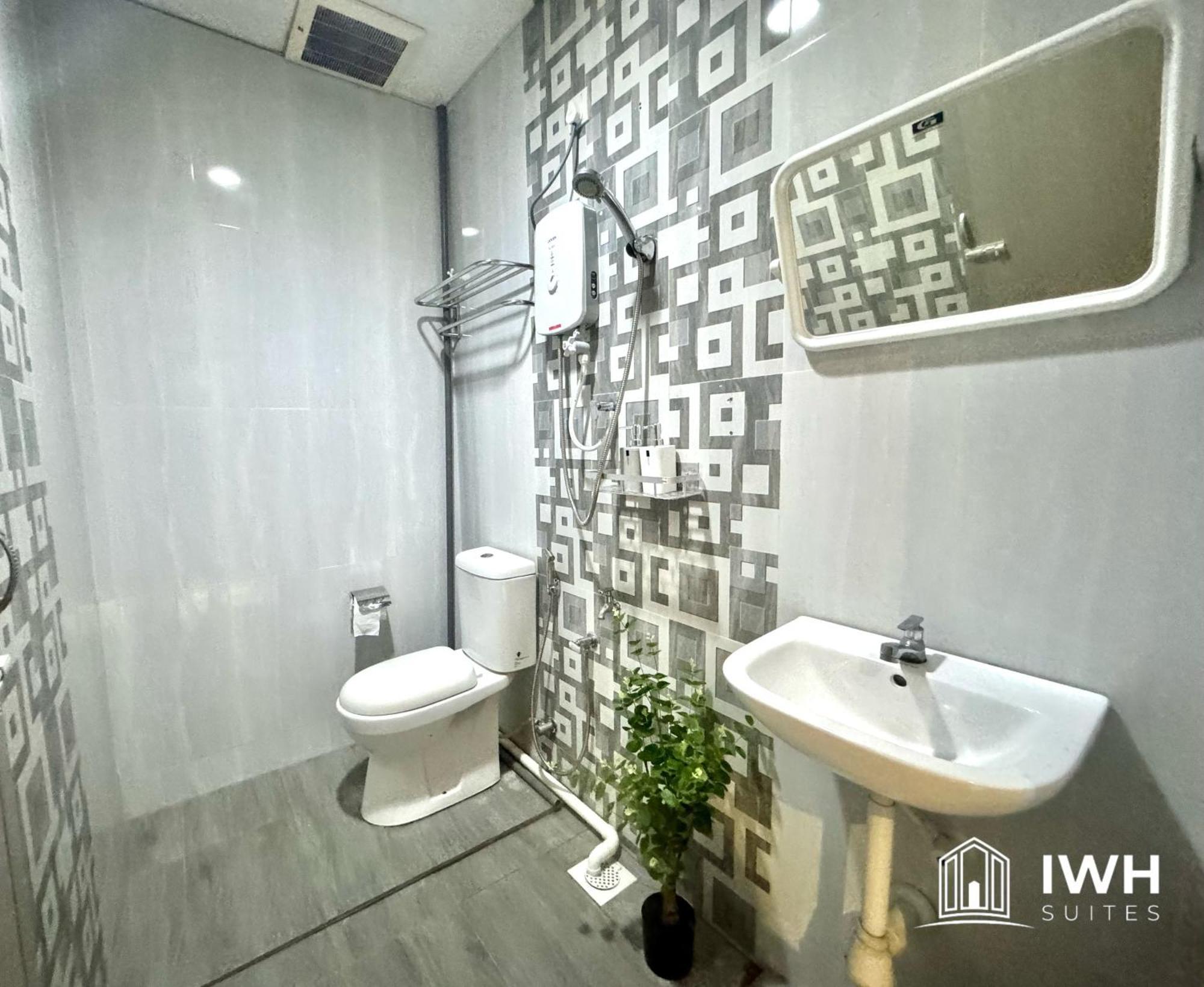 Pangsapuri Town Soho 8-34 Pax By Iwh