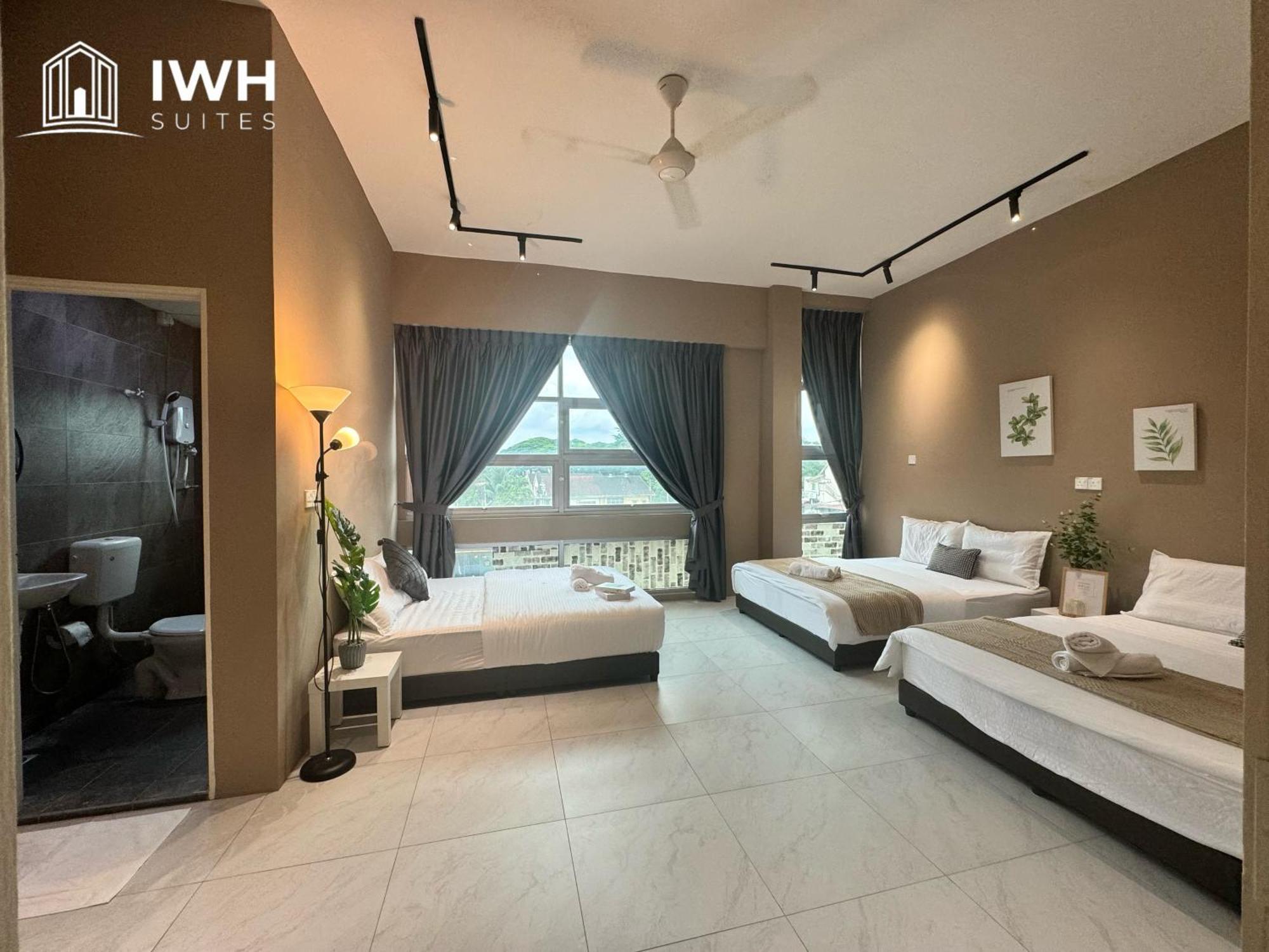 Town Soho 8-34 Pax By Iwh Pangsapuri